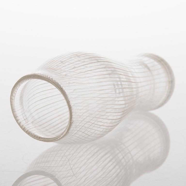 TAPIO WIRKKALA, VAS, glas, 'Fölben', signerad Tapio Wirkkala, Iittala.