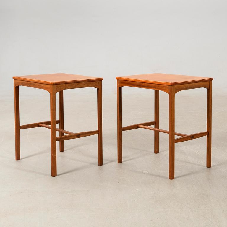 Carl Malmsten, sidobord 1 par ”Oktober” 1900-talets andra hälft.