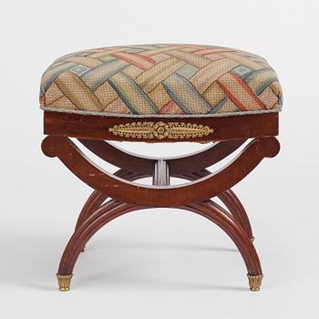 Taburett, Frankrike, sent 1800-tal, Empirestil.