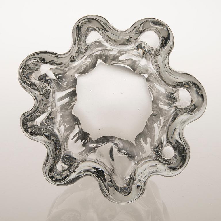 TAPIO WIRKKALA, A SIGNED GLASS VASE 'Stump' ('Kalvolan kanto'), model 3241, signed Tapio Wirkkala -57.