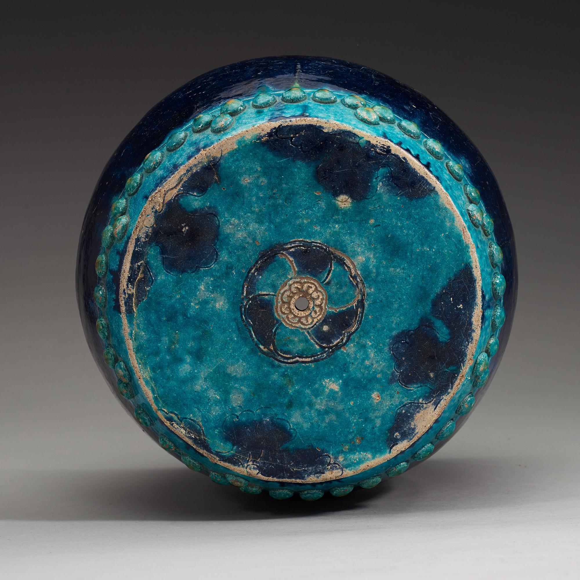 PALL, keramik. Mingdynastin, 1600-tal.