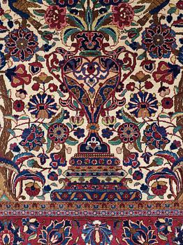 SEMI-ANTIQUE SILK KASHAN. 202 x 138,5 cm.