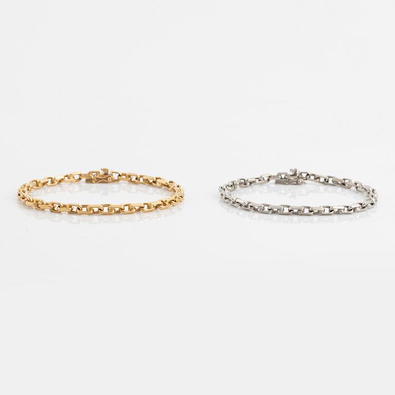 Bracelets, a pair, 18K gold and white gold, anchor chain.