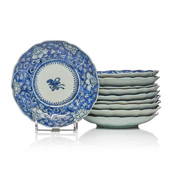 1156. A set of 10 blue and white dishes, Tianqi/Chongzhen, 17th century.