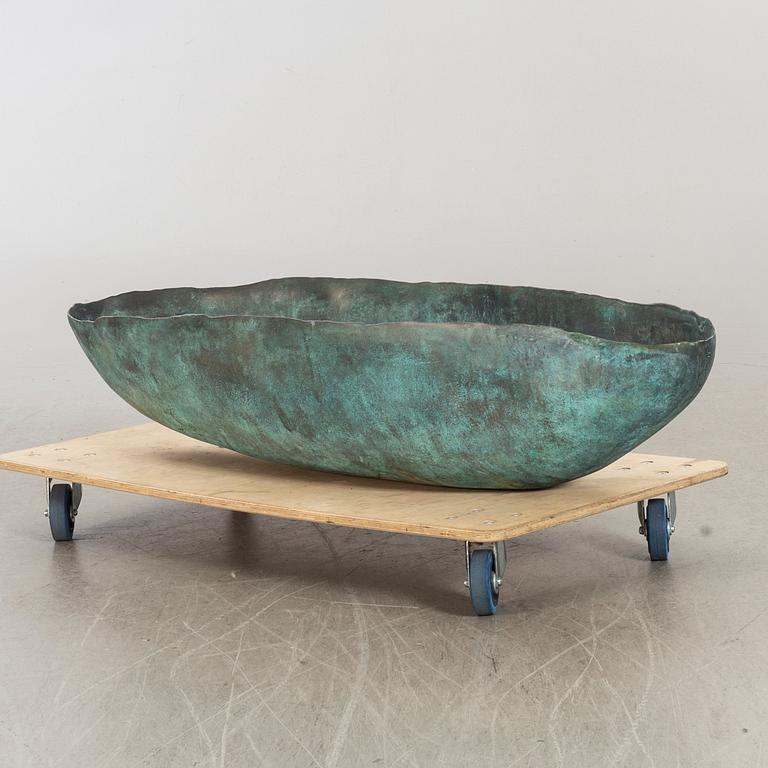 BARBRO BÄCKSTRÖM, a bowl shaped bronze sculpture.