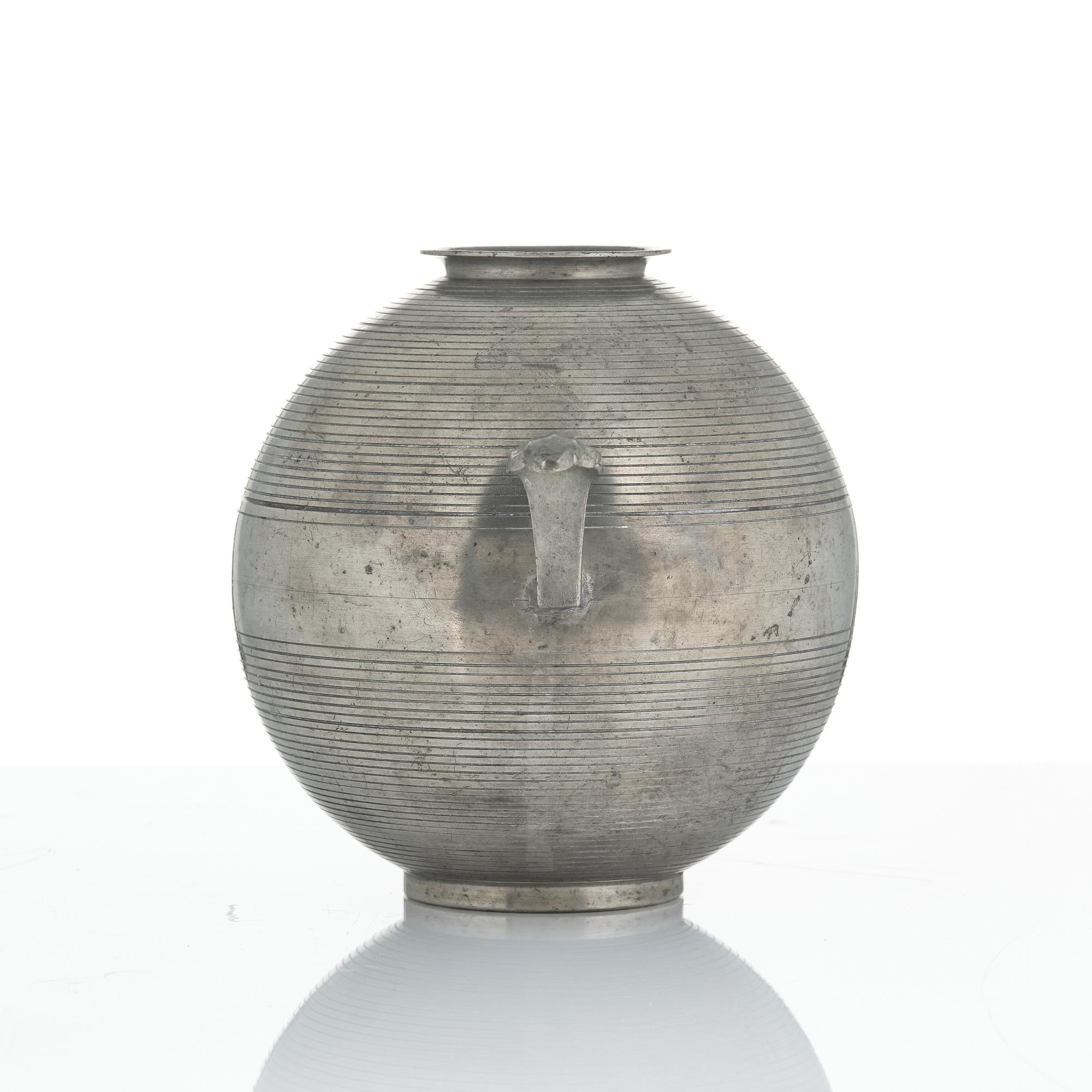 Sylvia Stave, vase with handles, model 5425, C.G. Hallberg, Stockholm, 1933.