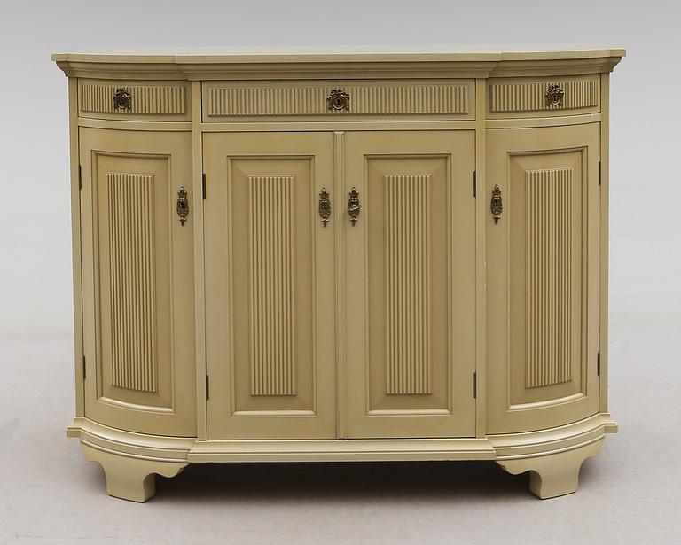 SIDEBOARD, Åmells, gustaviansk stil, 1900-talets andra hälft.