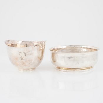 Eric Löfman, two silver bowls, mark of MGAB, Uppsala 1979.