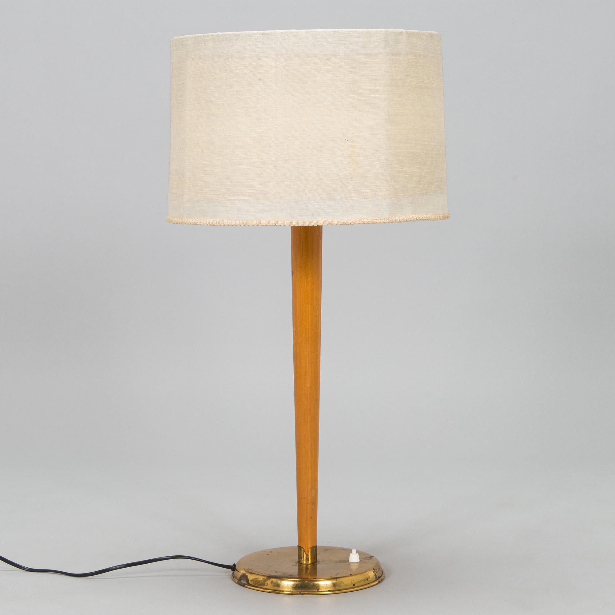 Lisa Johansson-Pape, a mid-20th century table lamp, model 2055, Stockmann Orno.