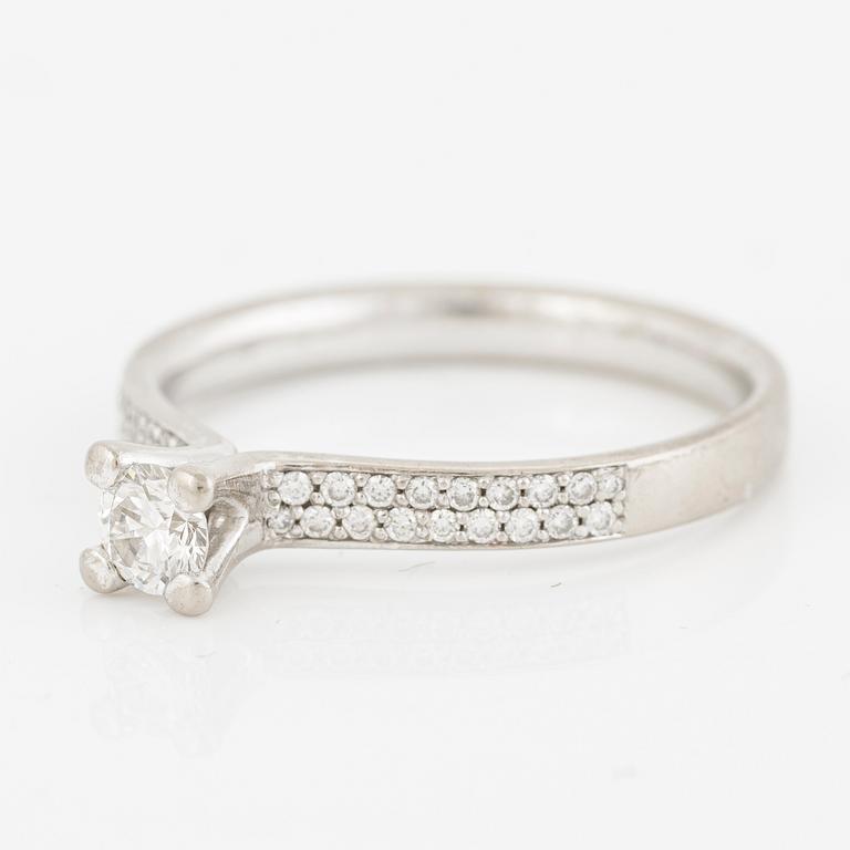 Georg Jensen, ring, "Magic", 18K white gold with brilliant-cut diamonds.