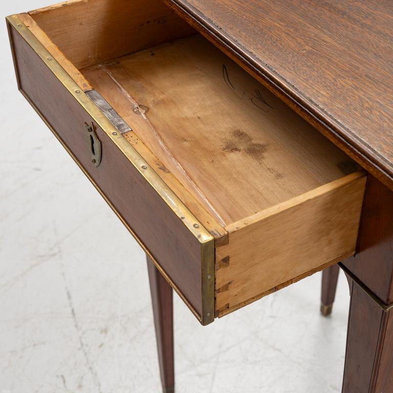 Bord, Sengustavianskt, omkring år 1800.