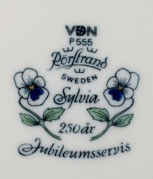 KAFFESERVIS, 26 del, porslin, "Sylvia", Sylvia Leuchovius, Rörstrand.