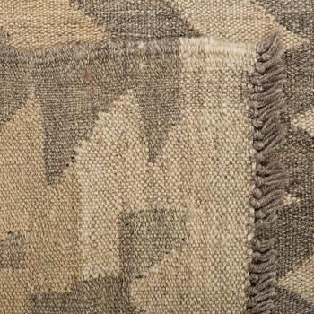 MATTA, Kelim, ca 245 x 170 cm.