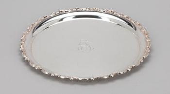 BRICKA, silver, Auran Kultaseppä, Åbo 1950. Vikt ca 666 g.