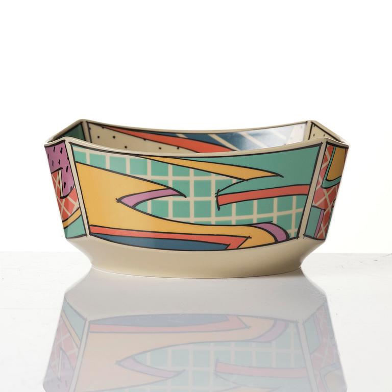 Dorothy Hafner, a 47-piece "Flash" ceramic dinner service, Rosenthal, Germany, post 1984.