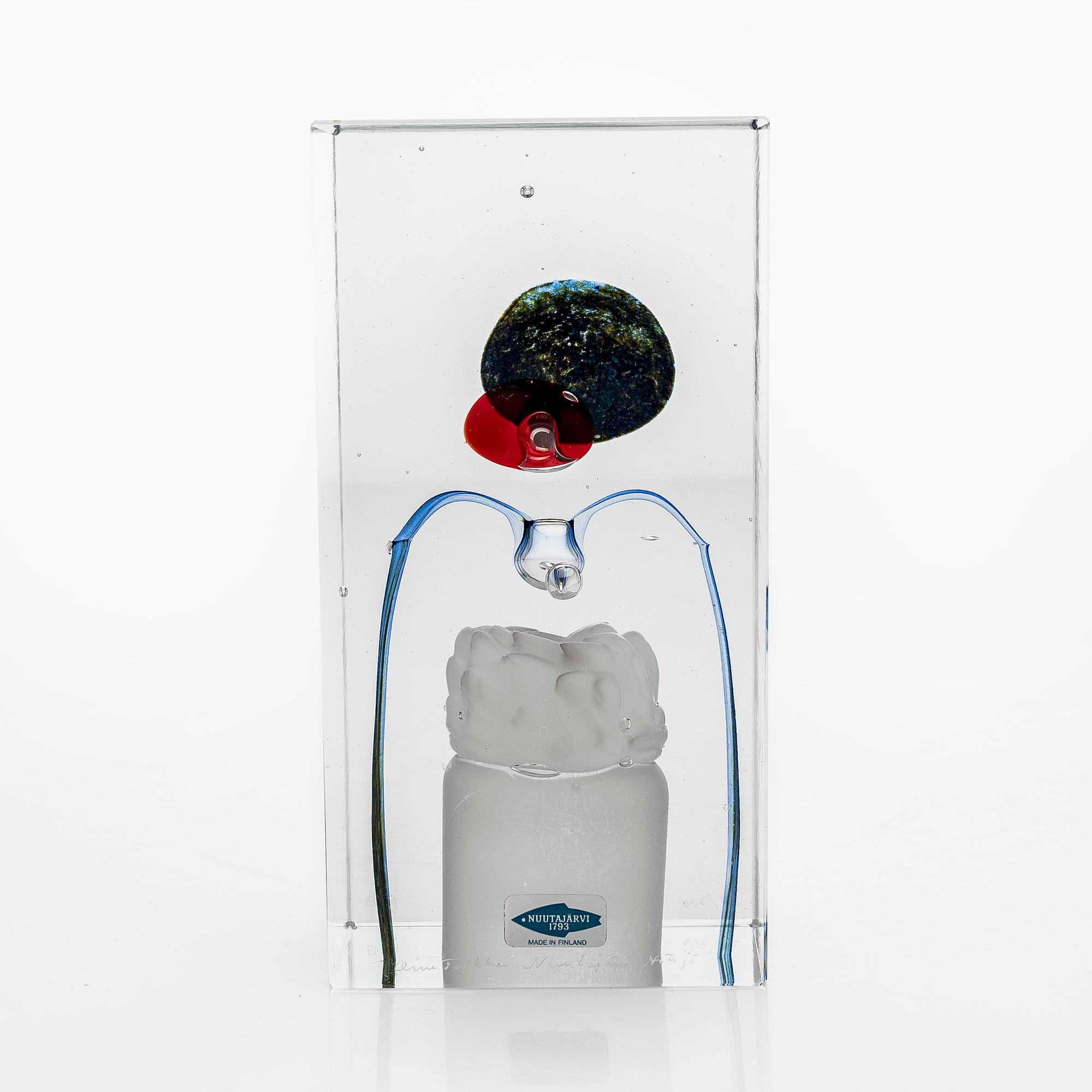 Oiva Toikka, a glass Jubilee Cube, signed and numbered Oiva Toikka Nuutajärvi Notsjö, 58/500 NIB.