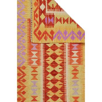 A runner, kilim, ca 207 x 73 cm.
