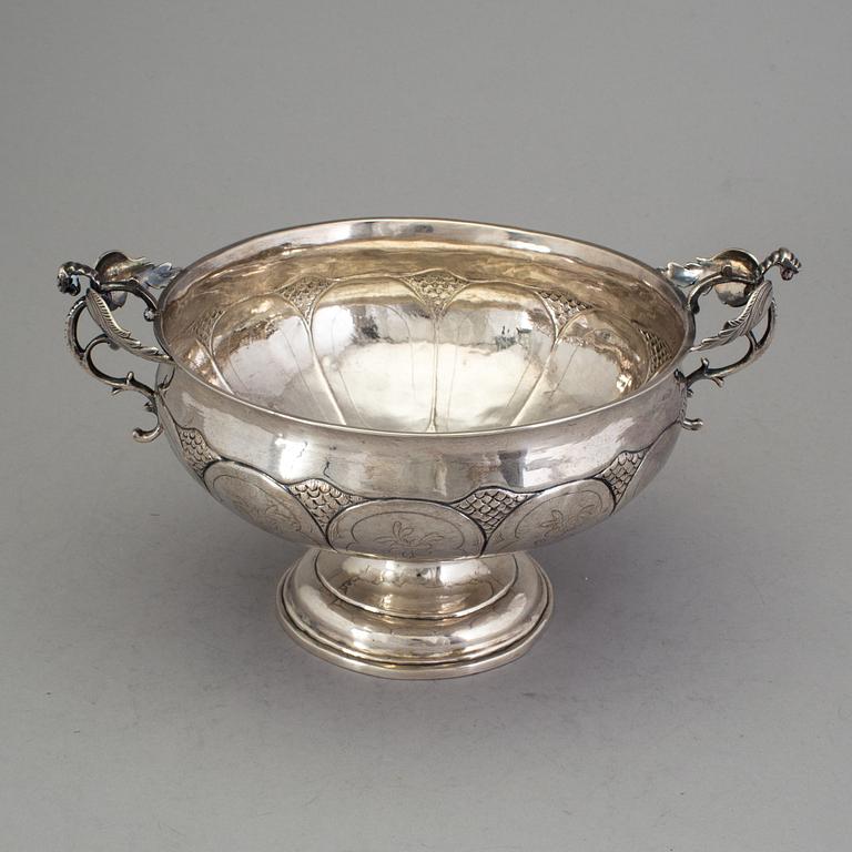 NILS GRUBB, Hudiksvall 1782, brännvinsskål, silver, vikt c:a 335 gram.