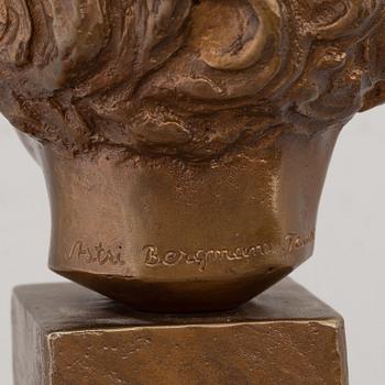 Astri Bergman-Taube, sculptur, bronze, signed.