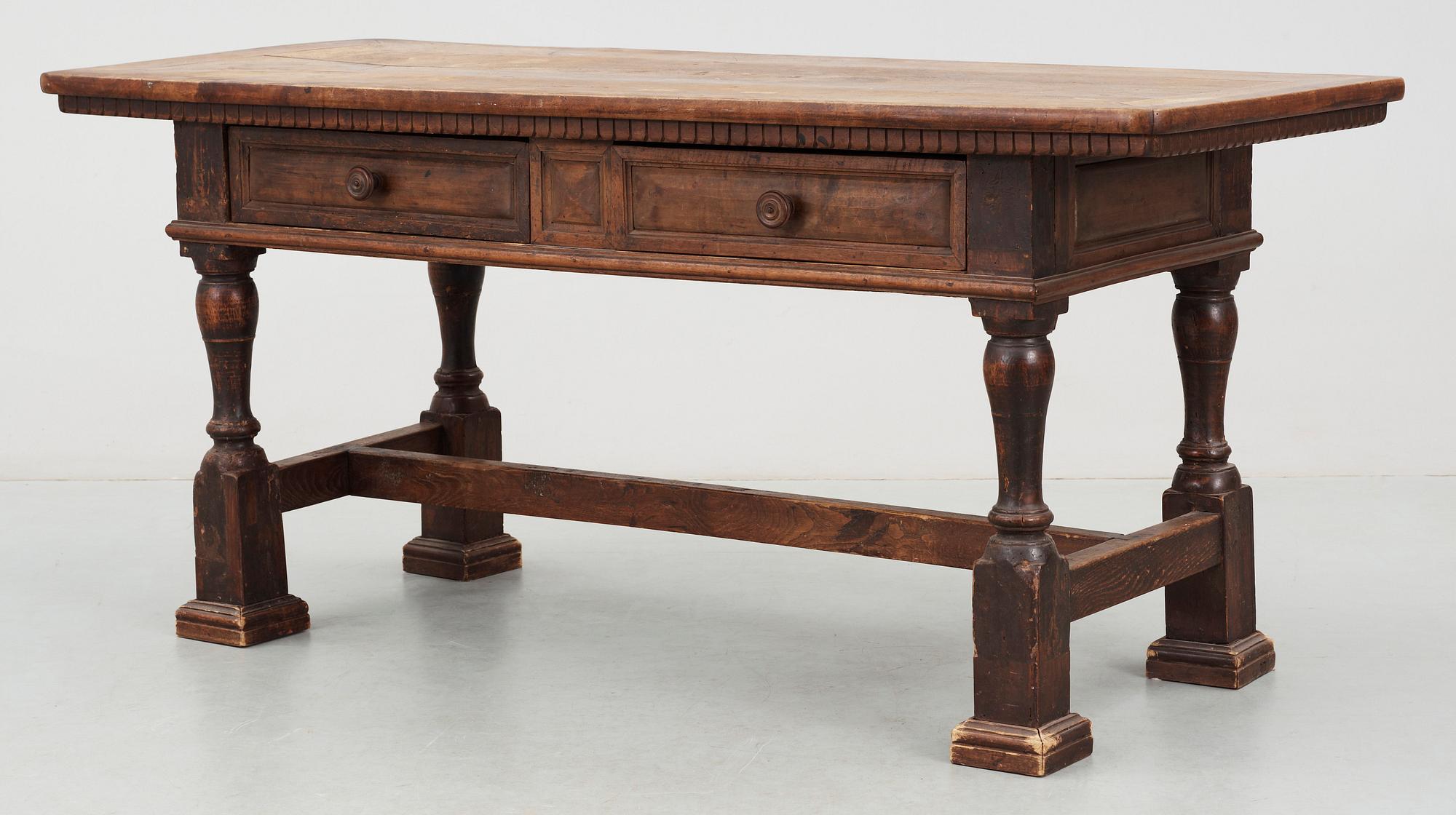 BORD, senbarock, tidigt 1700-tal.