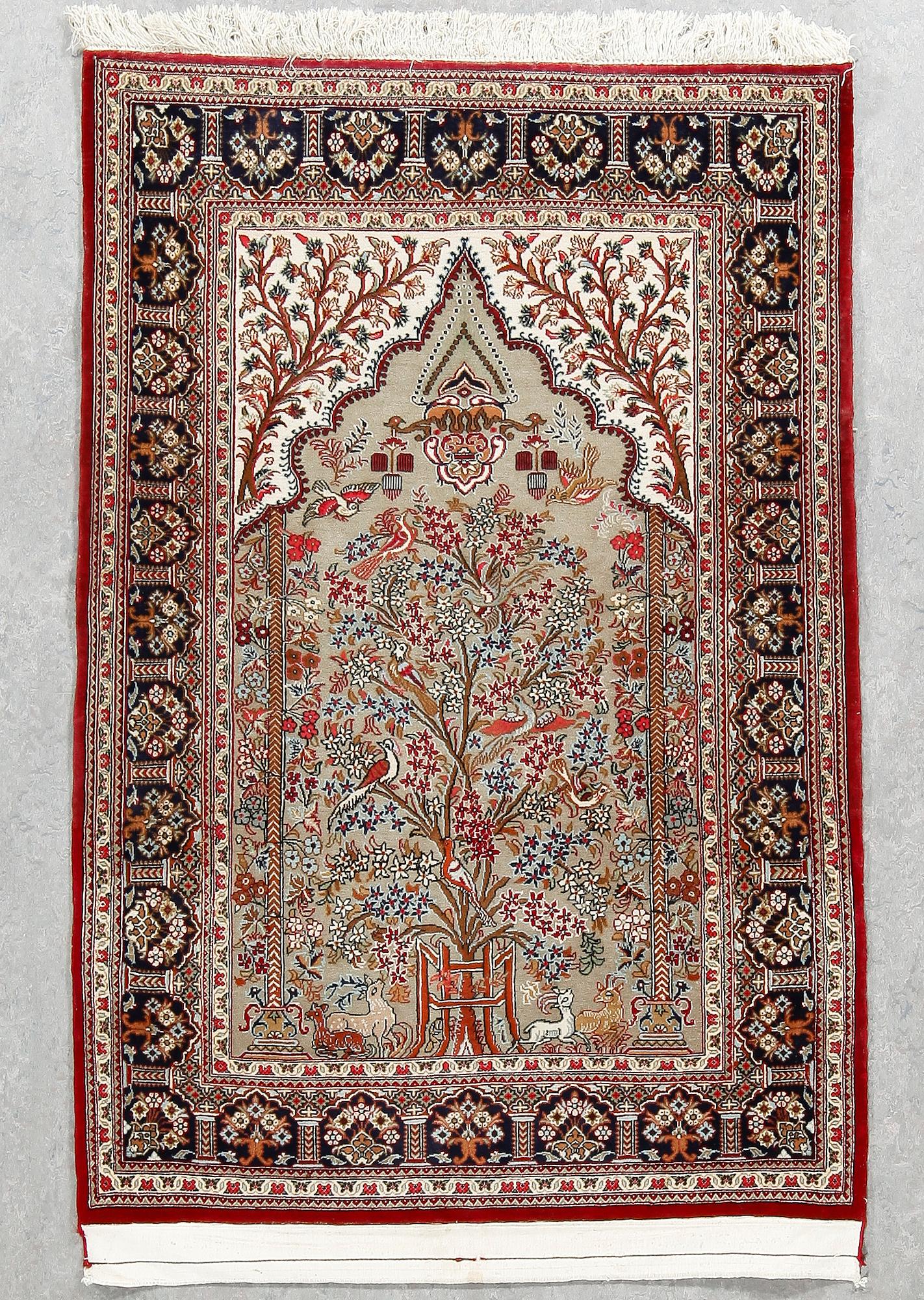 MATTA, Kashmir, ca 155x105 cm.