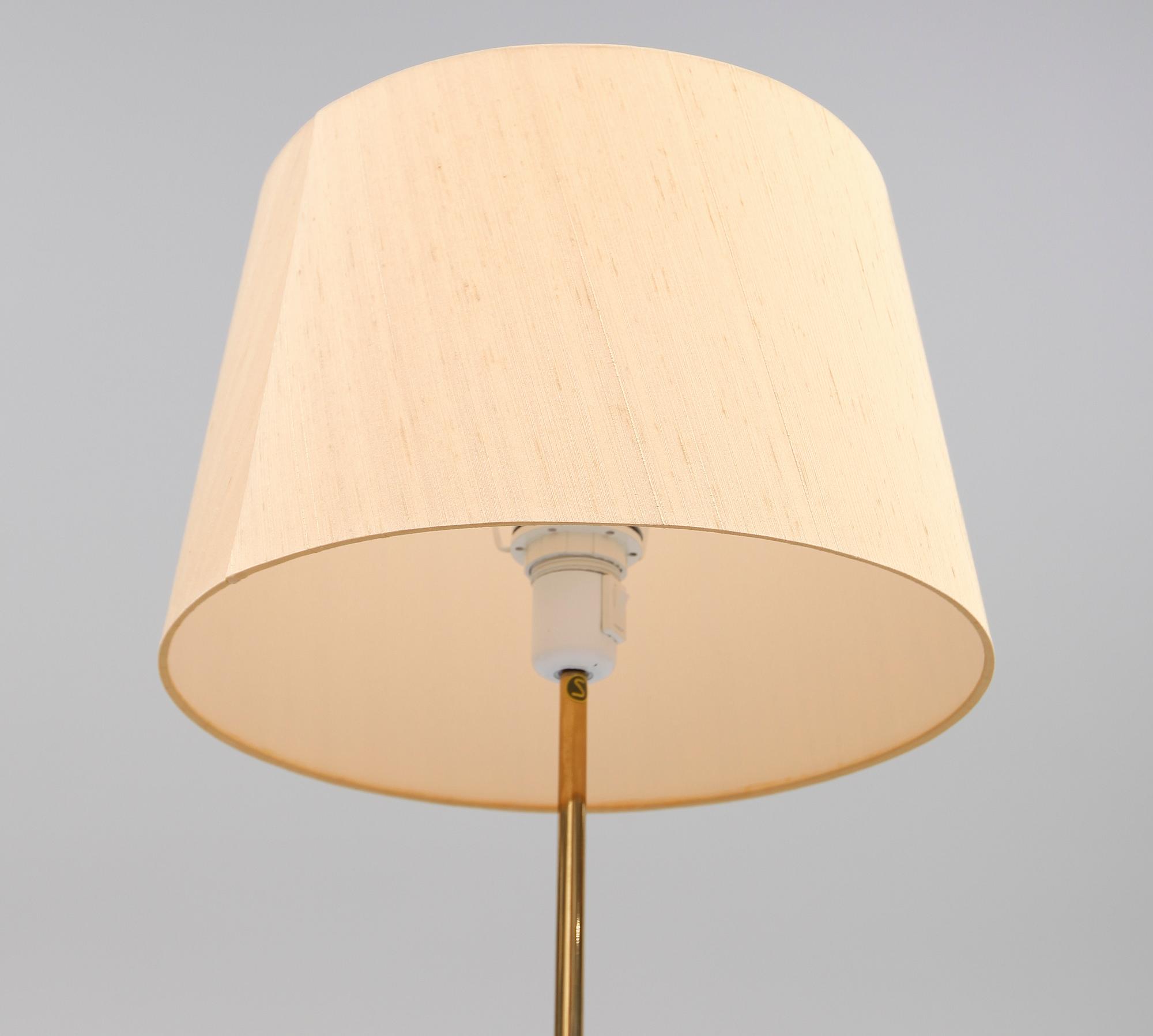 GOLVLAMPA, Bergbom nr B-024, 1900-talets andra hälft.