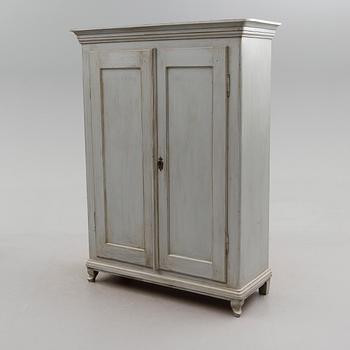 KLÄDSKÅP, 1800-talets mitt.