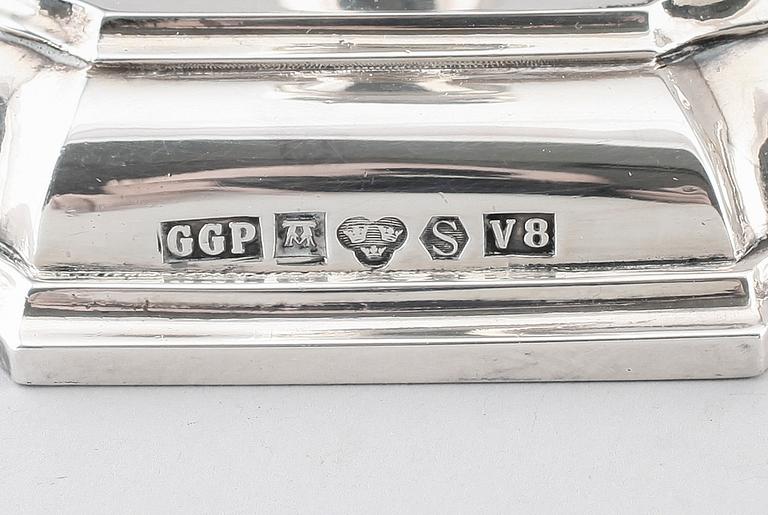 LJUSSTAKAR, 1 par, silver, barockstil, GGP, 1947. Vikt ca 760 g.