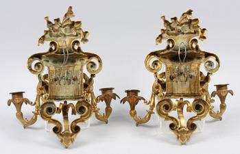 APPLIQUER, ett par.Mässing. Louis XVI-stil.