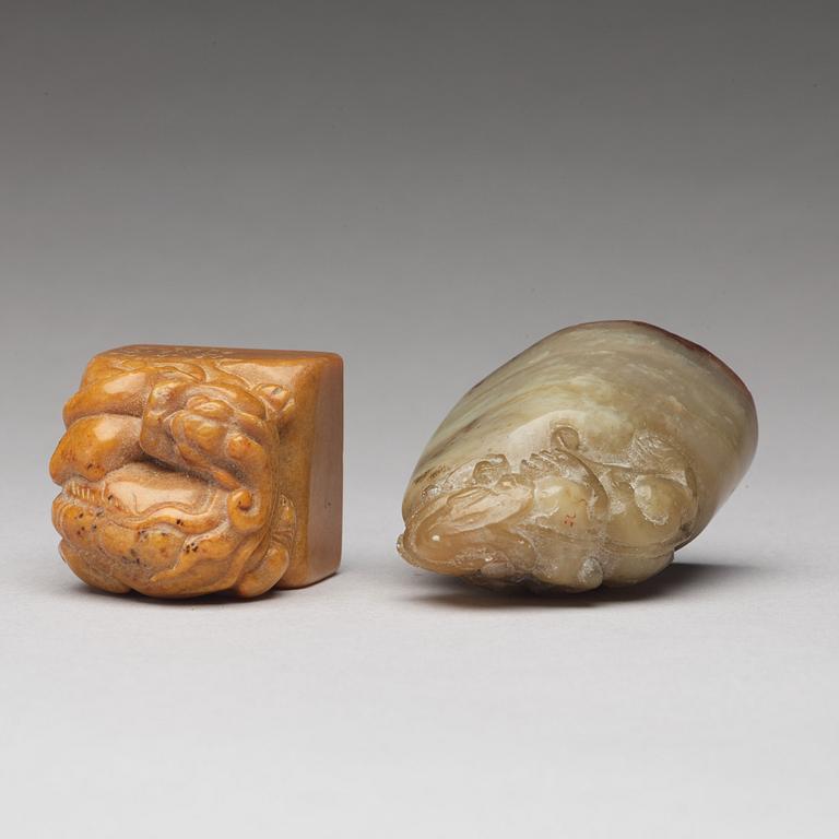 Two carved Chinese seals, presumably around 1900.