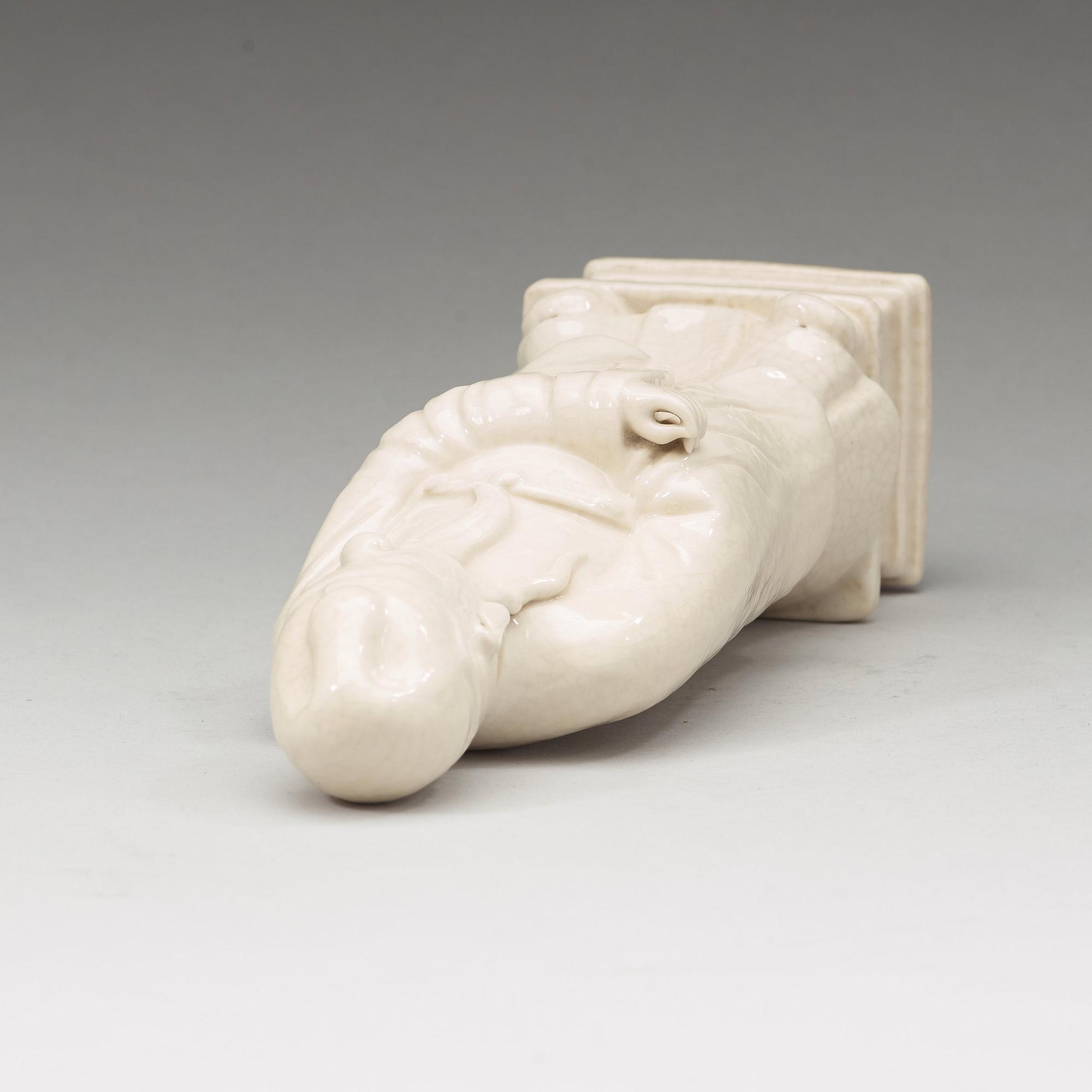 FIGURIN, blanc de chine. Qingdynastin, 1800-tal.