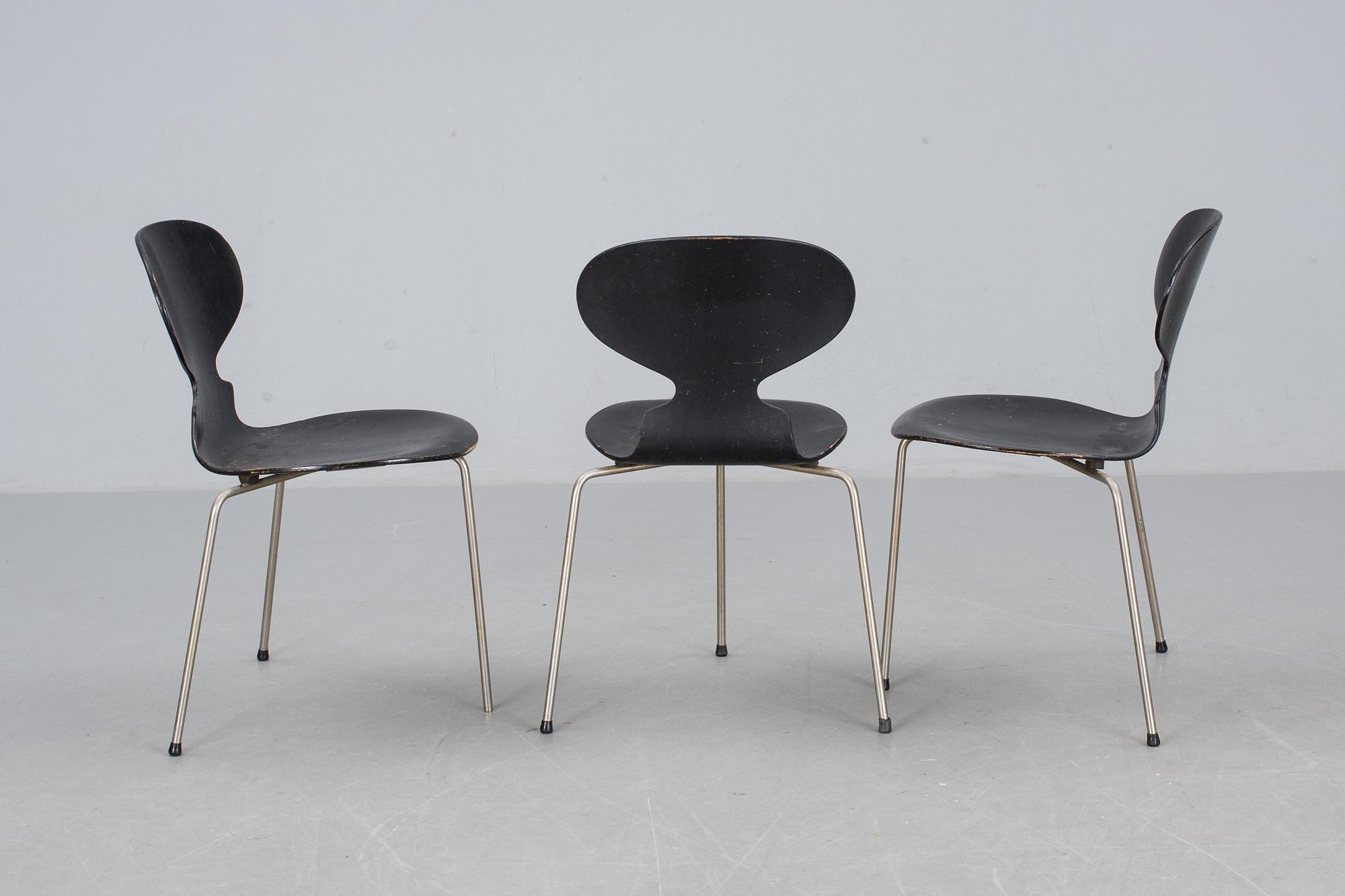 STOLAR, 3 st. "Myran", Arne Jacobsen för Fritz Hansen.