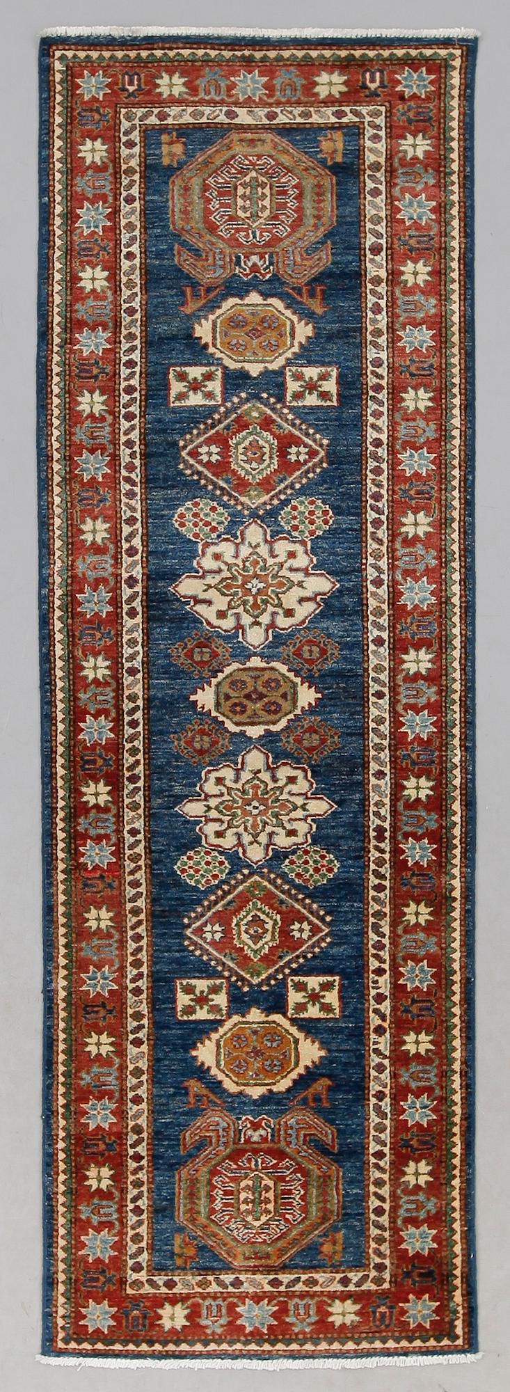 MATTA, orient, ca 248 x 80 cm.