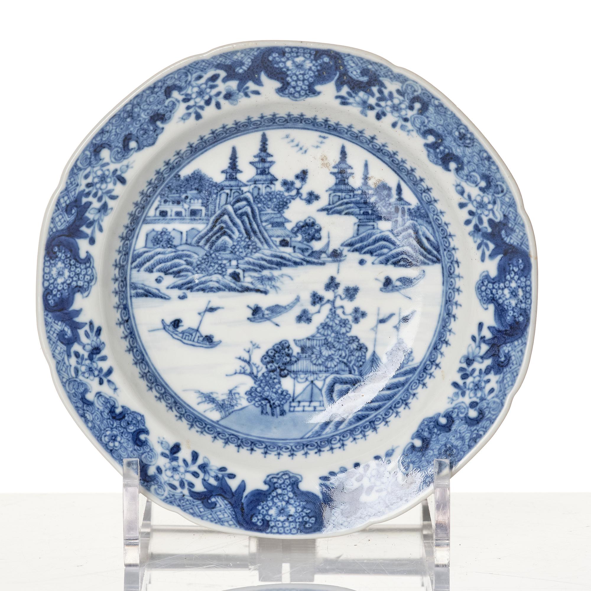 A group lot of Chinese Export porcelain, Qing dynasty, Qianlong (1736-95).