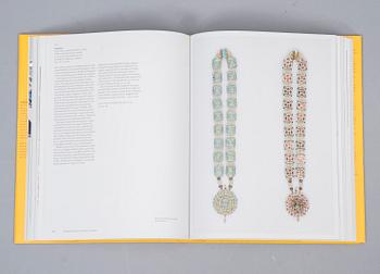 UTSTÄLLNINGSKATALOG, India, Jewels that Enchanted the World. 12.4 - 27.7 2014, Moskva.