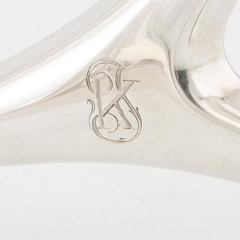 Anna-Greta Eker, kandelaber silver  Auran Kultaseppä, Åbo 1967.