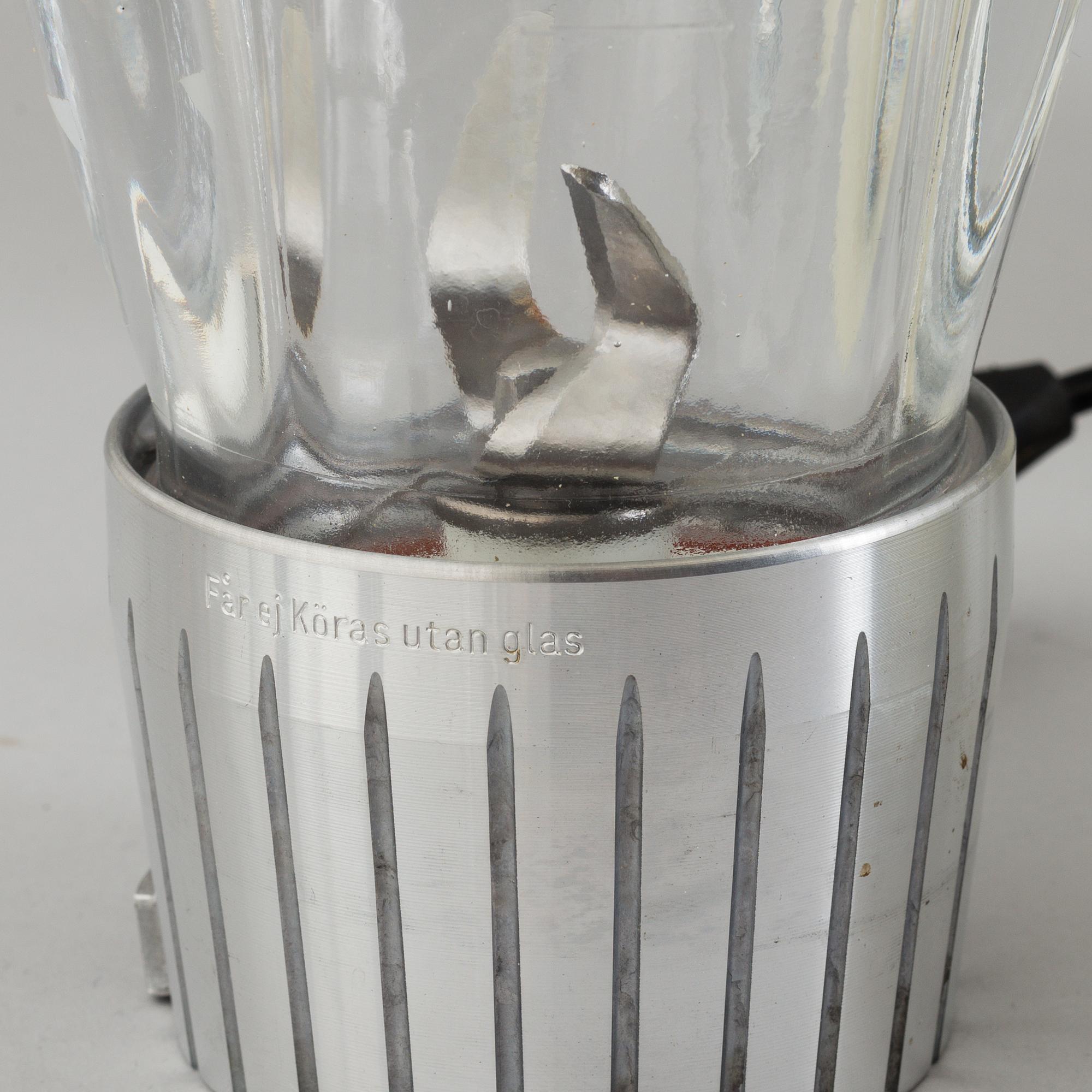 GERD ALFRED MÜLLER & H. KAHLKE, 2 blenders, Braun 1960-70´s.