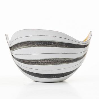 Stig Lindberg, A faience bowl, Gustavsberg Studio.
