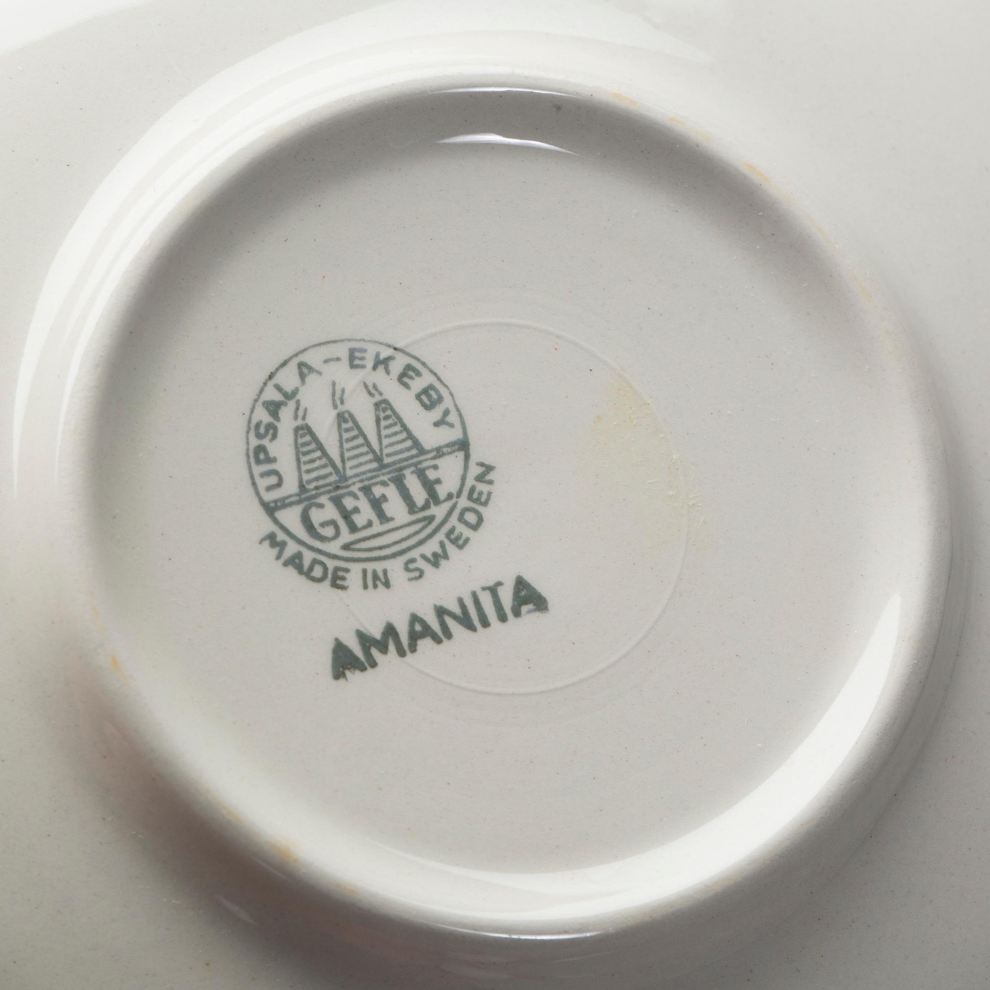 KAFFE- och TESERVISDELAR, ca 25 delar, bl.a. "Amanita", Helmer Ringström, Gefle, porslin, 1949-57.