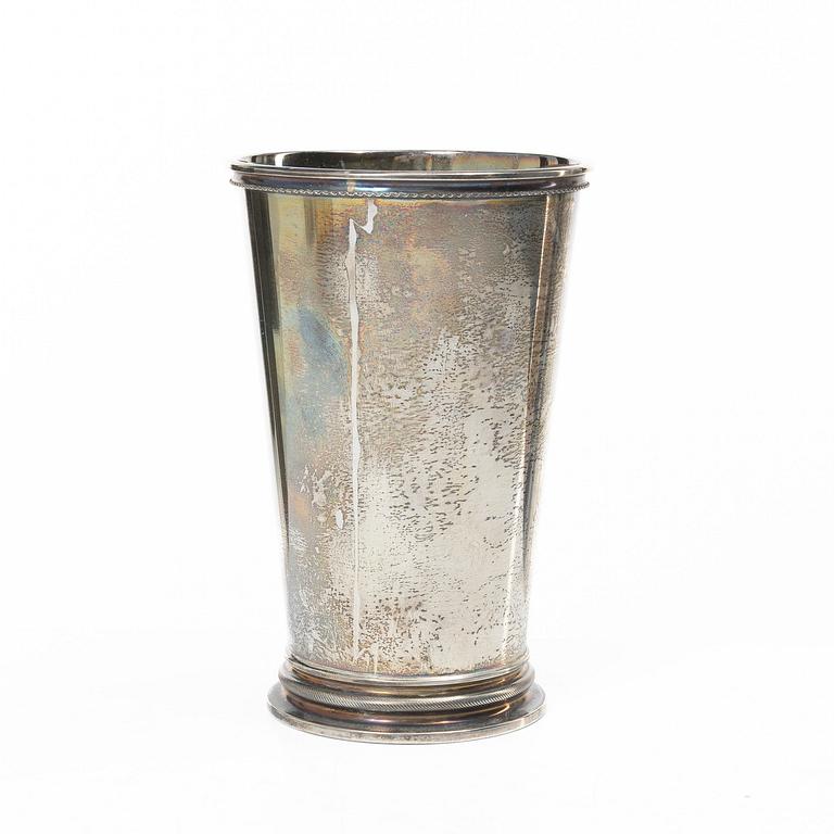 A Swedish sterling silver beaker, mark of Oscar L Olausson Bransch, Stockholm 1948.