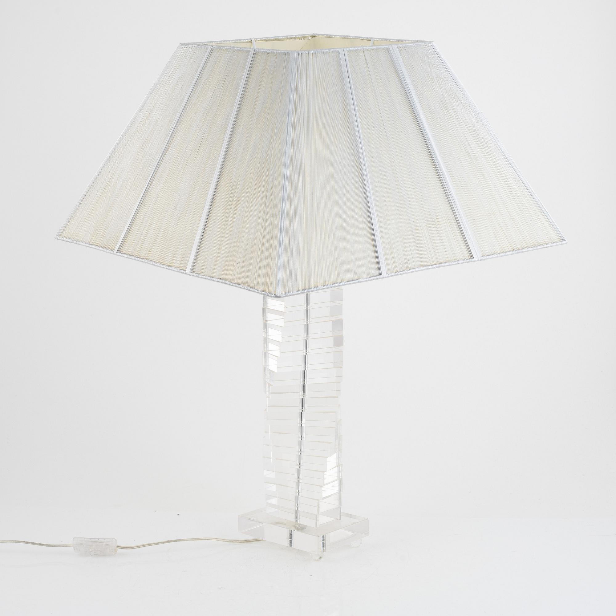 Table lamps, a pair, late 20th century.