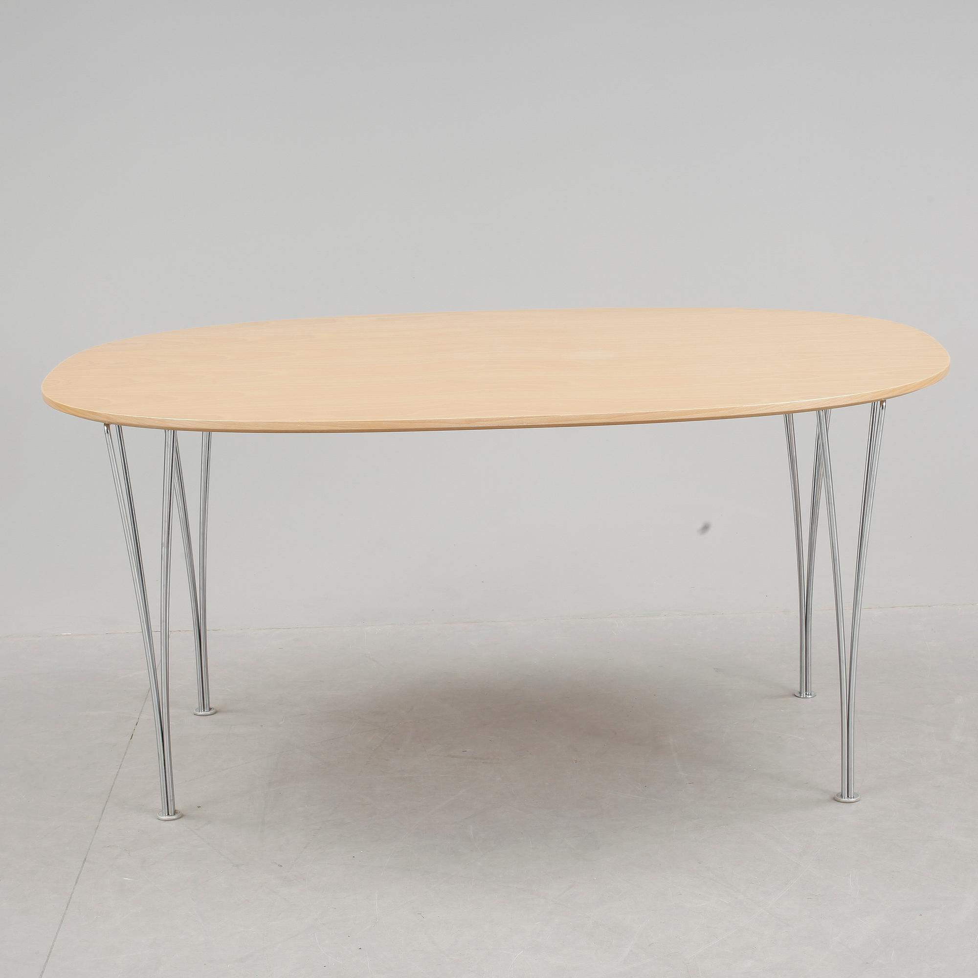 BORD, "Superellips" Design Bruno Mathsson och Piet Hein för Fritz Hansen.