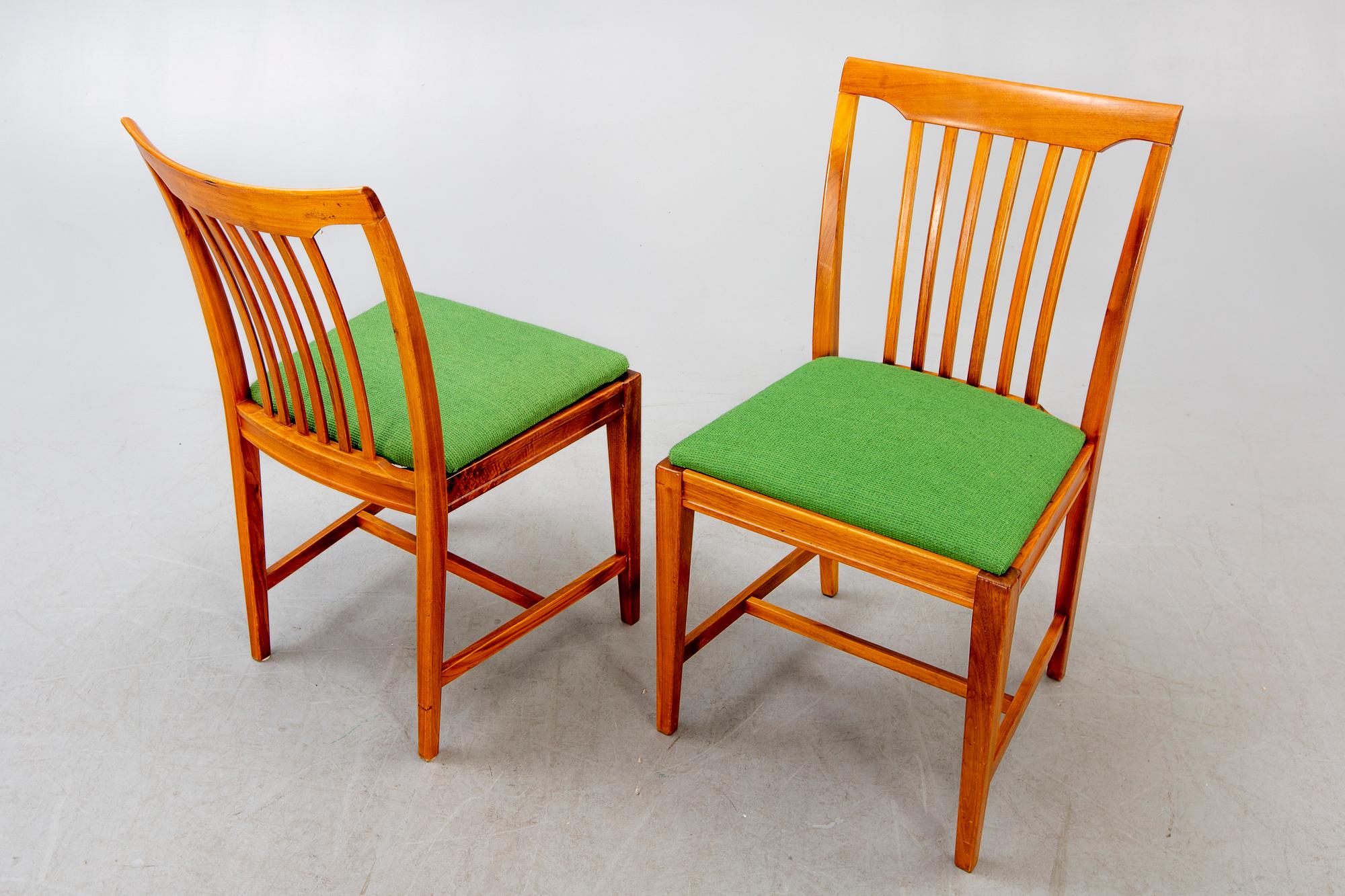 Svante Skogh, a set of sex chairs from Vindö Balder möbler, Vaggeryd, second half of the 20th century.