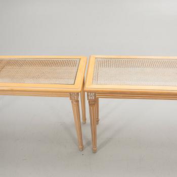 Sideboard, ett par, gustaviansk stil, 1900-talets andra hälft.