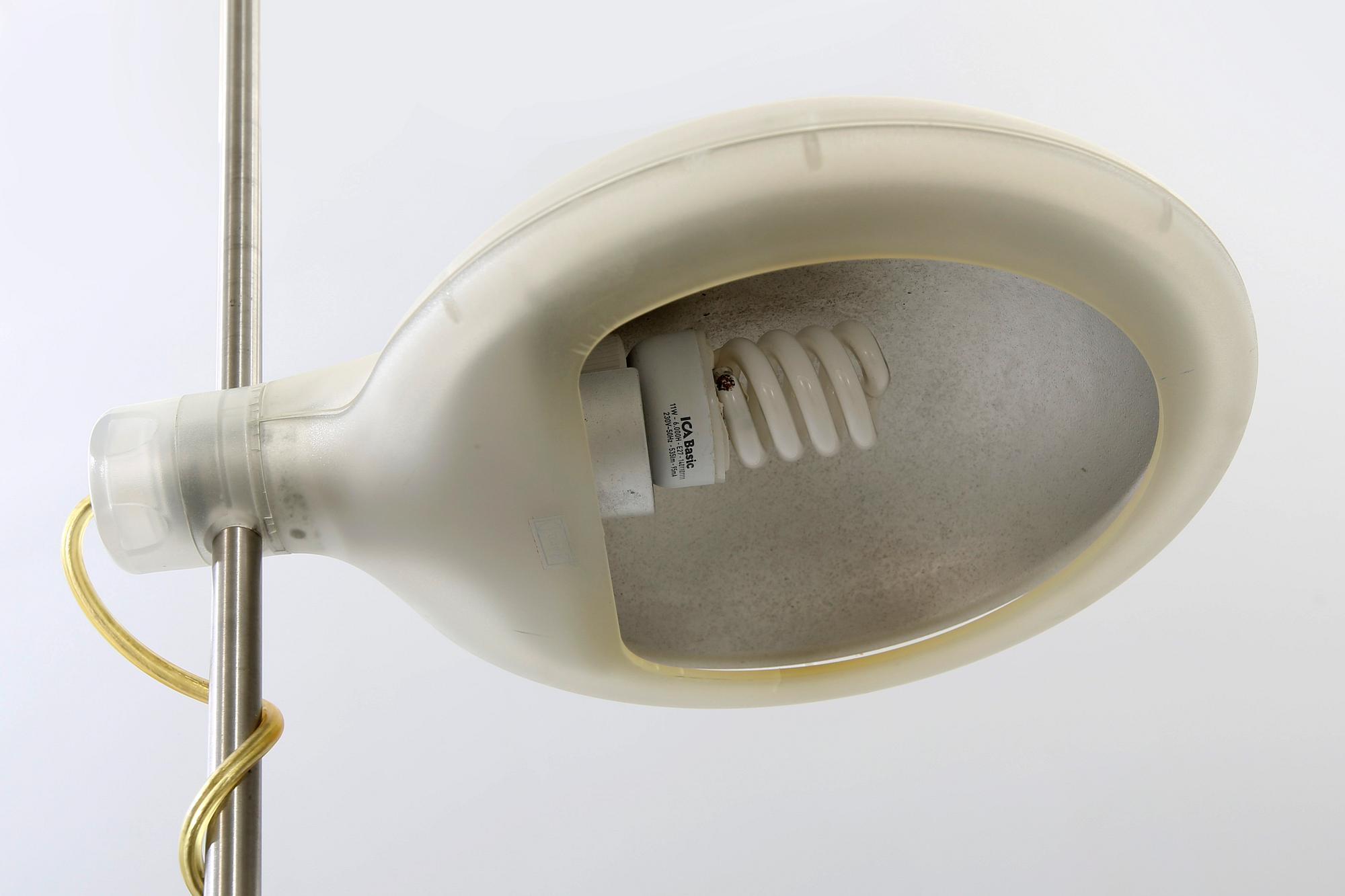 JASPER MORRISON, golvlampa, "Luxmaster F", för FLOS, 2000.