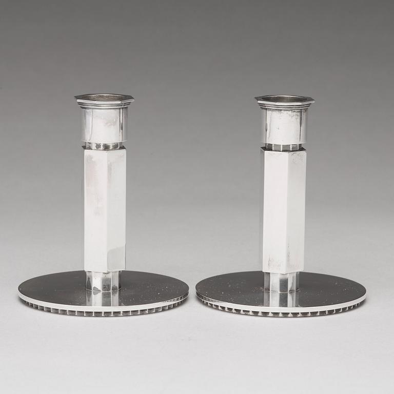 Wiwen Nilsson, ljusstakar, ett par, Lund 1948 och 1956, sterling.