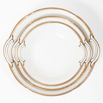 Louise Adelborg, A dinner service, 74 pieces, porcelain, "Swedish Grace/Kardinal", Rörstrand.