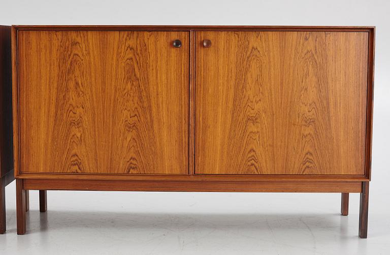 Yngvar Sandström, sideboards, ett par, Seffle Möbelfabrik, Säffle, 1950/60-tal.