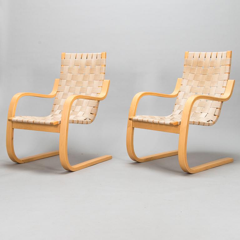 Alvar Aalto, a pair of late 1900s '406' armchairs for Artek.