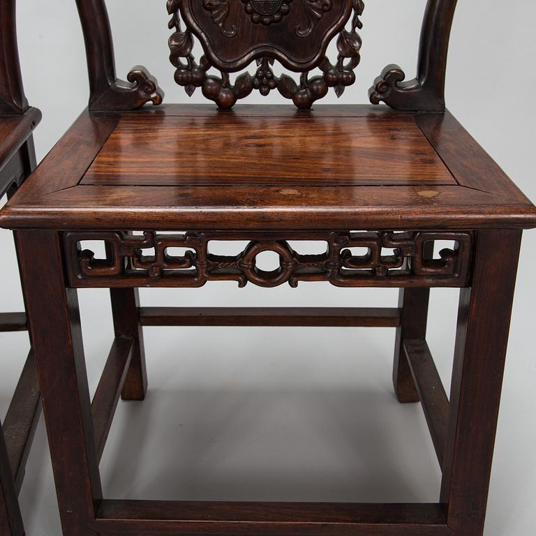 Stolar, ett par Kina 1900-tal.